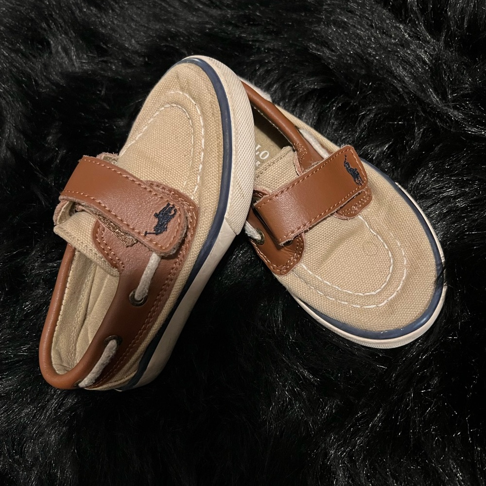 Toddler boy Polo Sperry’s